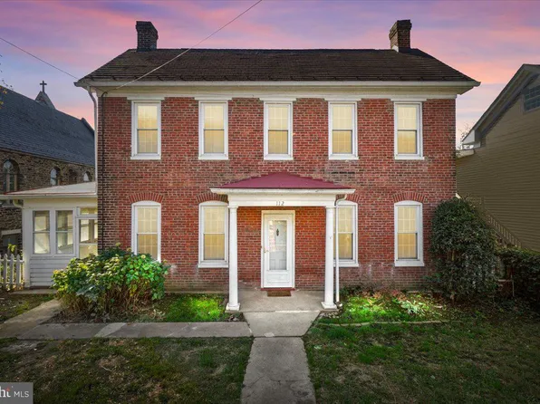 112 E A St, Brunswick, MD 21716