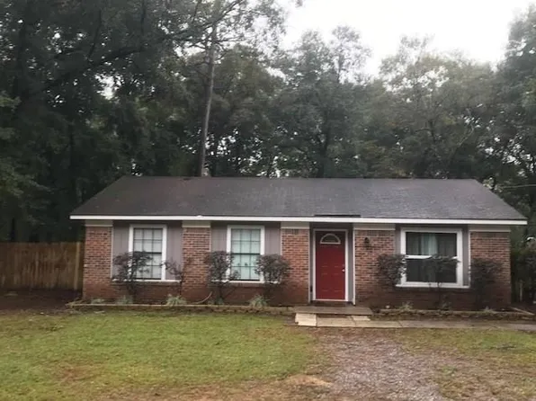 10761 Somerset Rd, Grand Bay, AL 36541