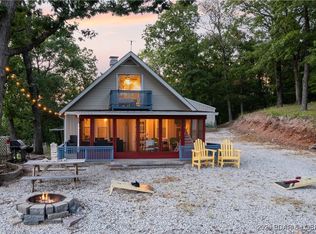 1139 Camp Hohn Dr, Gravois Mills, MO 65037