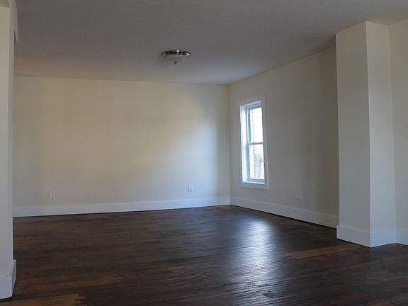 5th image of 412 E 16th St