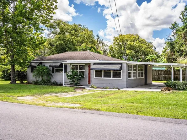 526 3rd St NE, Fort Meade, FL 33841