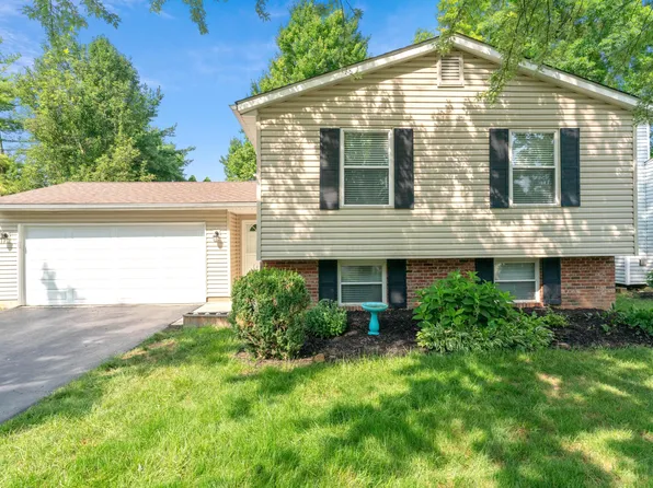 2035 Tuckaway Ct, Columbus, OH 43228