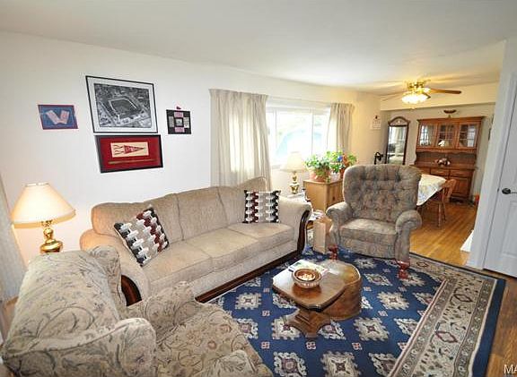 2nd image of 10523 Lothian Cir