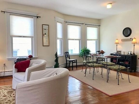 3rd image of 6-8 Bartlett St #3
