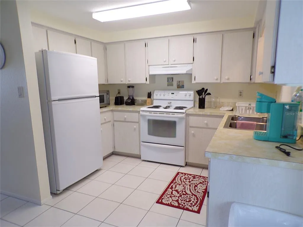2 bed, 2.0 bath, 1156 sqft, $1,600 — Photo 2