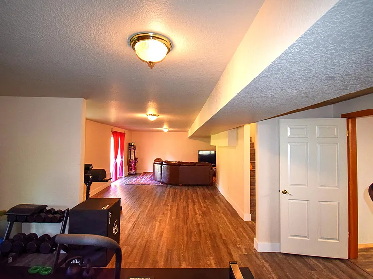 2918 Lohman Ct SE — Photo 18