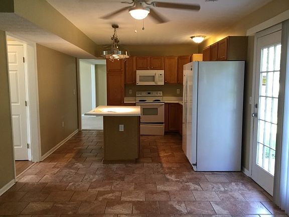 5th image of 1007 Lofton Dr