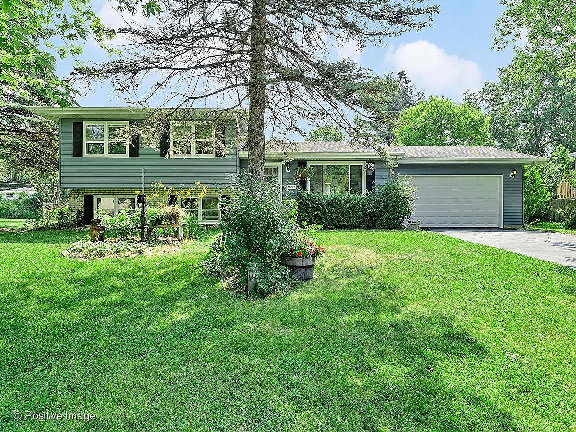 4N237 Kenwood Ave photo 1