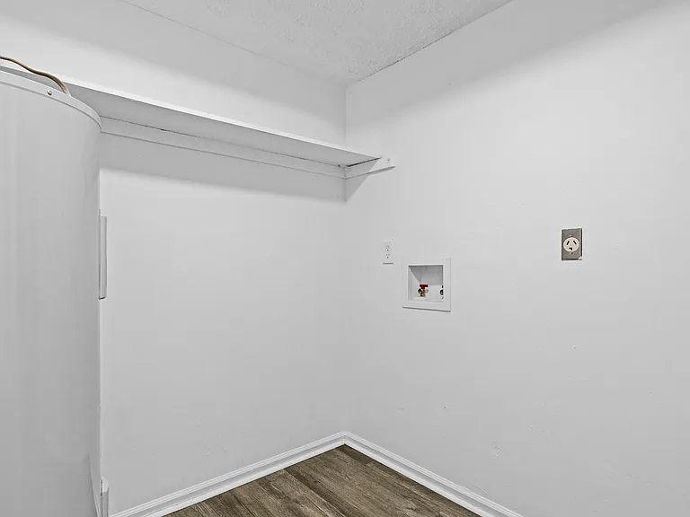 Mt. Tabor Apartments — Photo 42