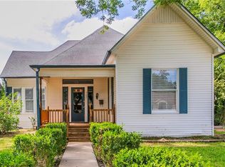 707 E McLennan Ave, Mart, TX 76664
