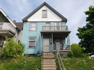3244 N 21st St, Milwaukee, WI 53206