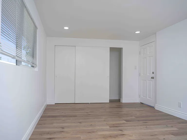 650 N Hazel St — Photo 8