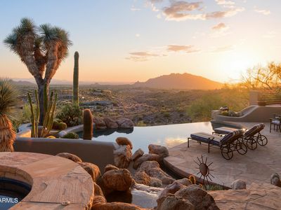 9215 E RED LAWRENCE Drive, Scottsdale, AZ, 85262
