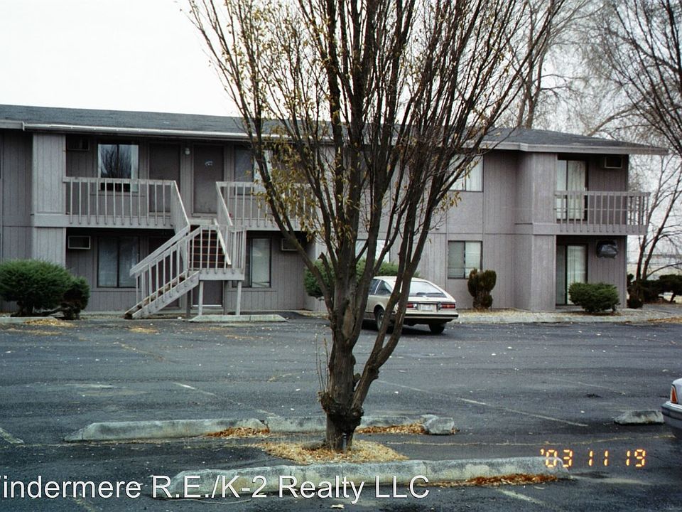 1st image of 523 W Crest Dr APT 21