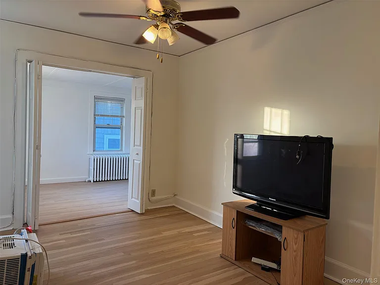 82 Putnam Ave — Photo 23