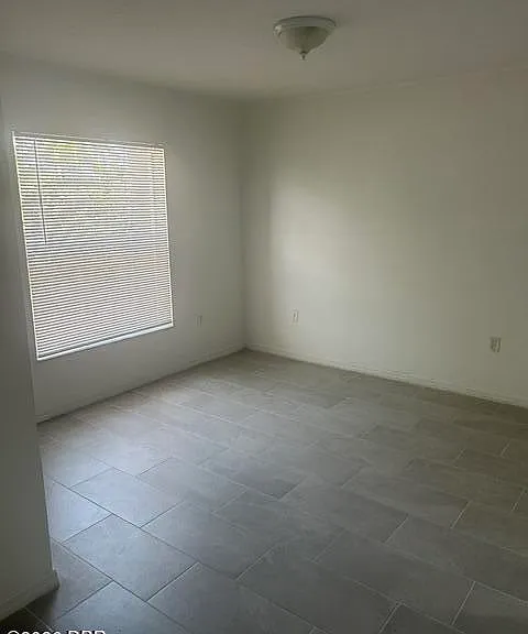 113 Brasswood Ct — Photo 24