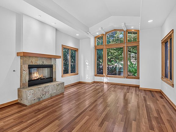 4th image of 602 Ashland St