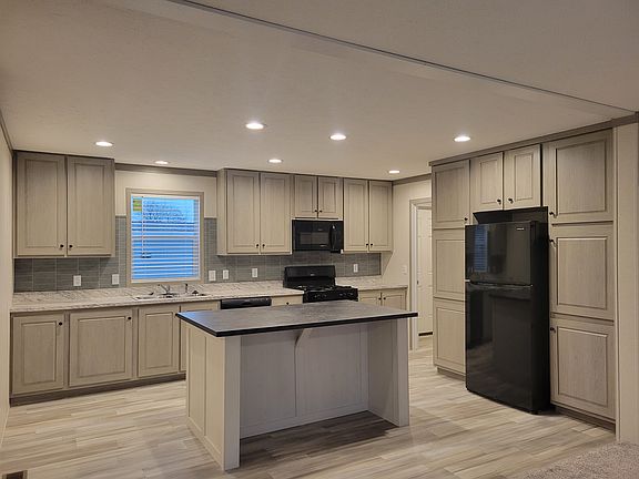 3rd image of 5191 Canal Ct #142