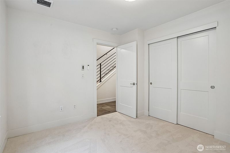 5th image of 18319 96th Lane NE #B