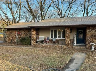 58821 E 102nd Rd, Miami, OK 74354