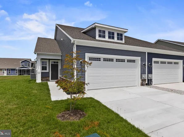 303 Waterside Sq, Bridgeville, DE 19933