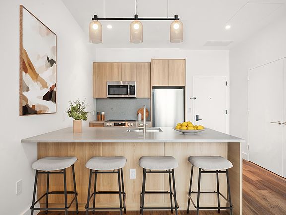 3rd image of 34-35 44th St #Penthouse 8
