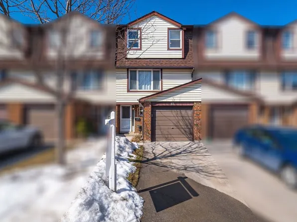 371 Bronte St S #41, Milton, ON L9T 3K5