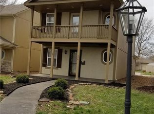 529 SW 15th St, Blue Springs, MO 64015