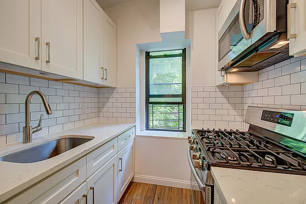 Rented by EXP Realty NYC | media 2