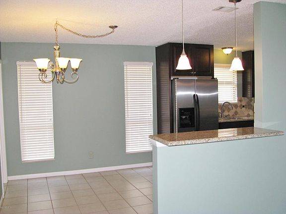4th image of 8675 Bishopswood Dr