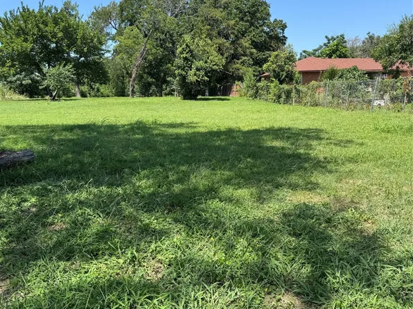 2419 Tallyho Ln, Dallas, TX 75212