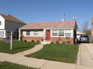 7034 Beckwith Rd, Morton Grove, IL 60053