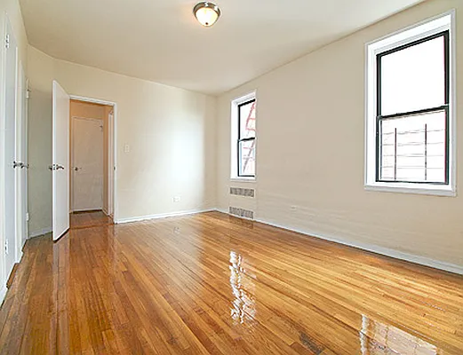 Rented by SW Queens Mezzanine | media 16