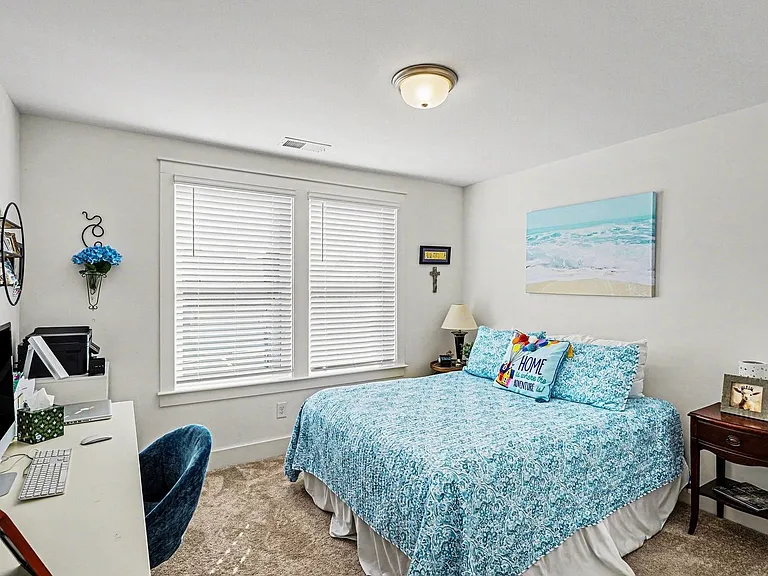 217 Southmen Ln — Photo 15