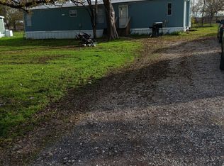 9132 N Double Rock Rd, Ponder, TX 76259