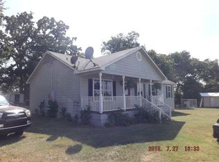 425 An County Road 464, Montalba, TX 75853