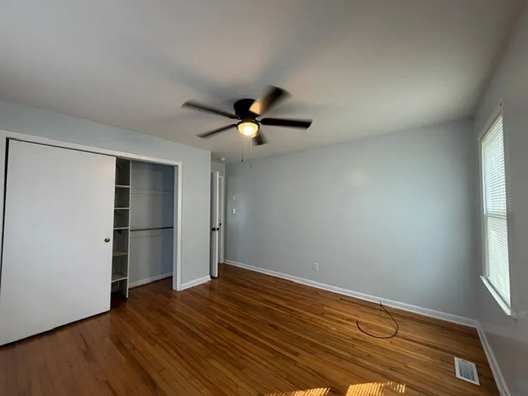 434 Crystal Dr — Photo 6