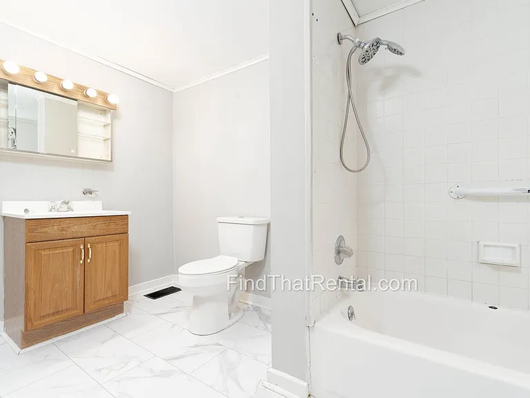 136 W Church Ave — Photo 15