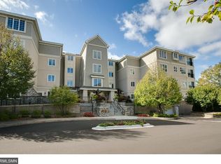 11484 Fairfield Rd #103, Minnetonka, MN 55305