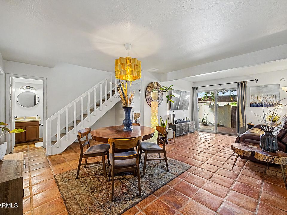 1st image of 1127 E BELMONT Avenue