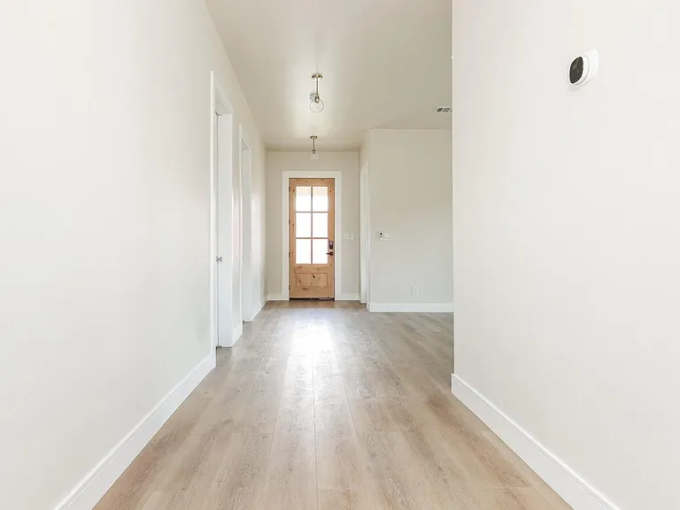 3407 Garrow St — Photo 17