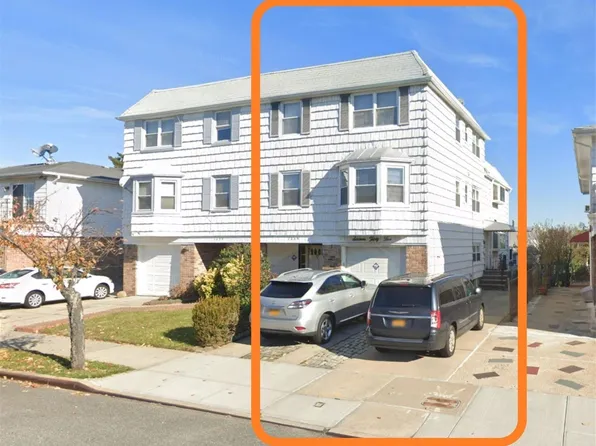 16-35 Bell Boulevard, Bayside, NY 11360