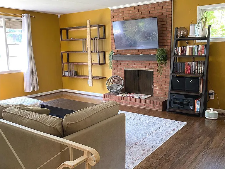 9110 Drake Pl — Photo 7