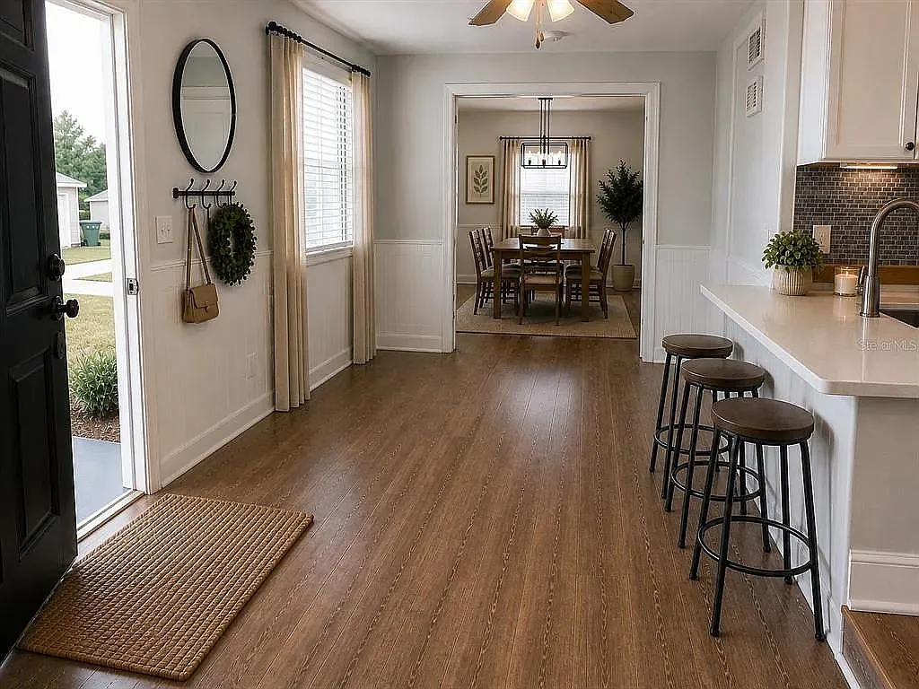 3 bed, 1031 sqft, $1,500 — Photo 2