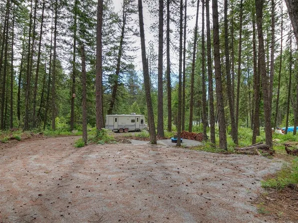 8691 Fertile Valley Rd, Newport, WA 99156