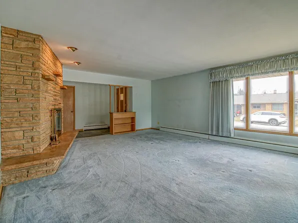 1000 17th AVENUE, South Milwaukee, WI 53172