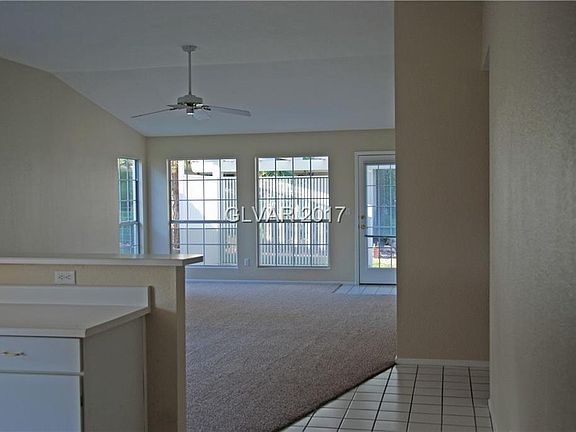 3rd image of 4820 Cedar Lawn Way