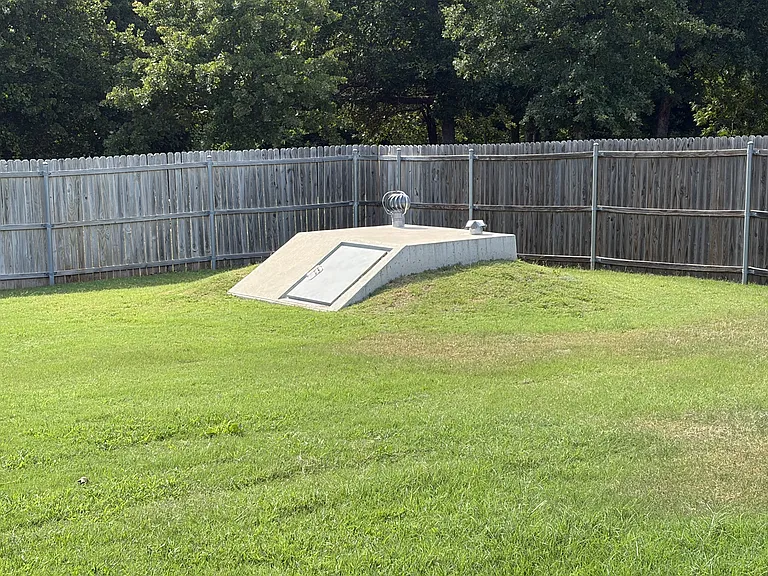 465 Maple Dr — Photo 9