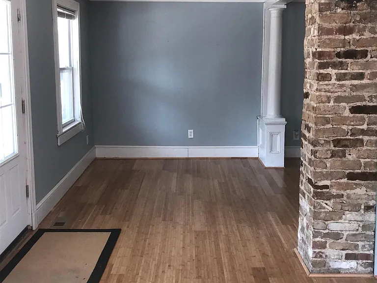28 E Commerce St — Photo 5