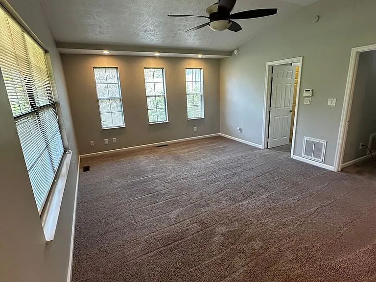 4121 Whistlers Way — Photo 12